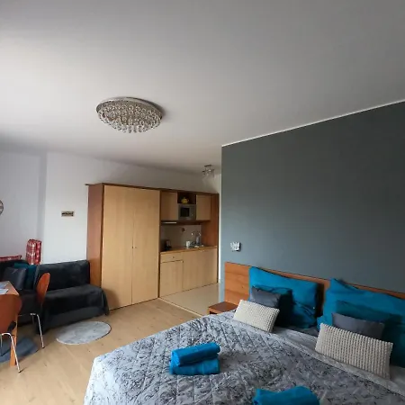 شقة Sunny With Terrace Tatragolf H104 *